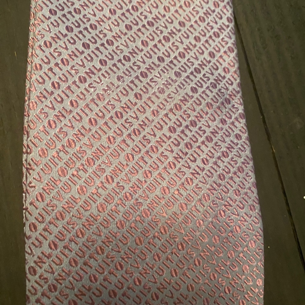 Louis Vuitton tie